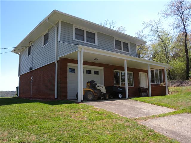 A picture of the property located at 18 CARDINAL DR, ASHEVILLE NC 28806.