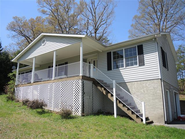 A picture of the property located at 110 N CARDINAL DR, ASHEVILLE NC 28806.