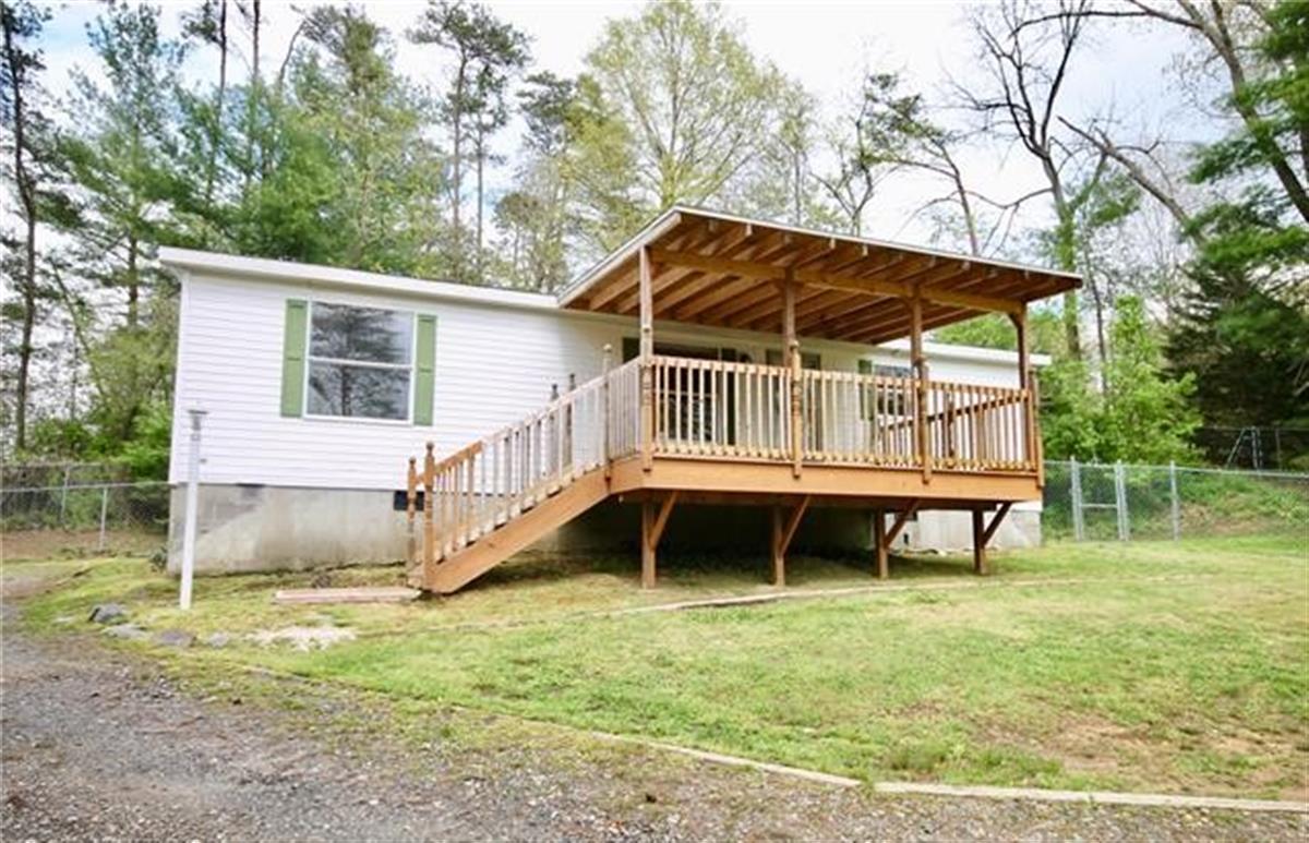 A picture of the property located at 26 JOEL RDG, ALEXANDER NC 28701.