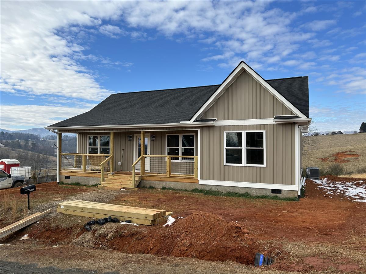 A picture of the property located at 19 PAUL BRIDGES RD, ALEXANDER NC 28701.