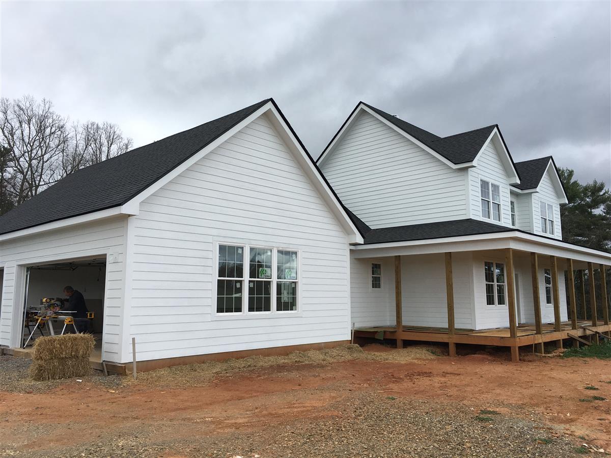 A picture of the property located at 192 TIPTON HILL RD, LEICESTER NC 28748.