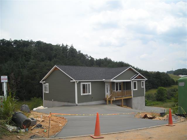 A picture of the property located at 18 BENZINGTON WAY, LEICESTER NC 28748.