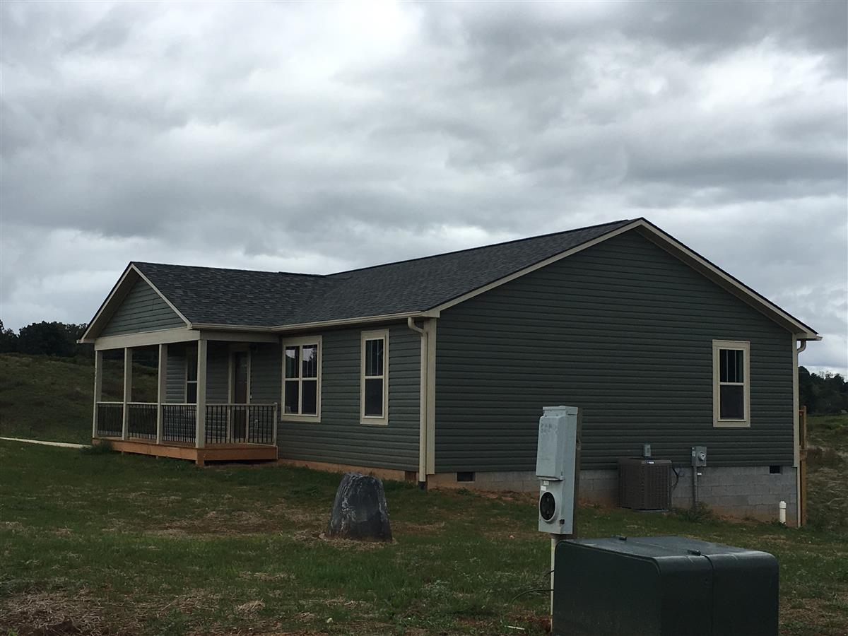 A picture of the property located at 263 TIPTON HILL RD, LEICESTER NC 28748.