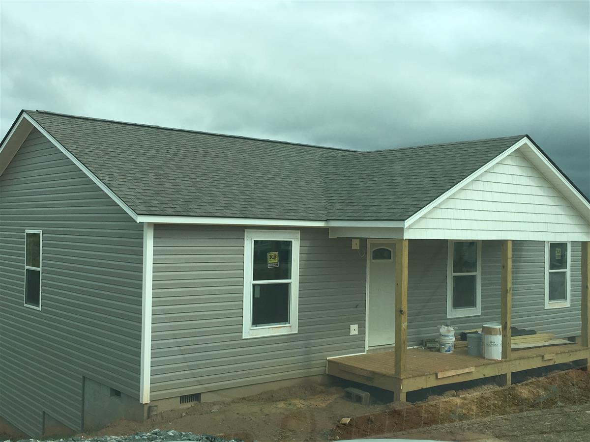 A picture of the property located at 273 TIPTON HILL RD, LEICESTER NC 28748.