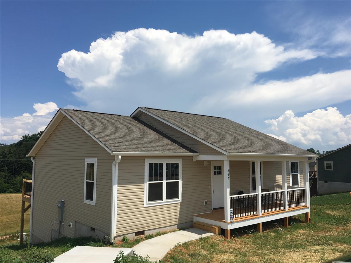 A picture of the property located at 267 TIPTON HILL RD, LEICESTER NC 28748.
