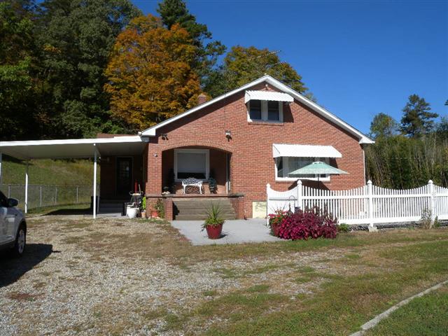 A picture of the property located at 1 ALEXANDER RD, ALEXANDER NC 28701.