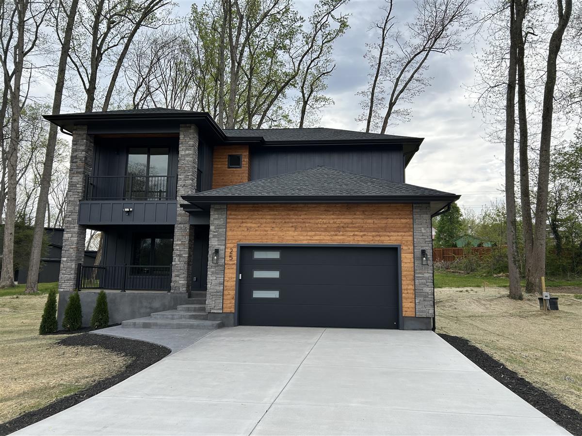 A picture of the property located at 25 SCOTT MEADOWS DR, ASHEVILLE NC 28806.