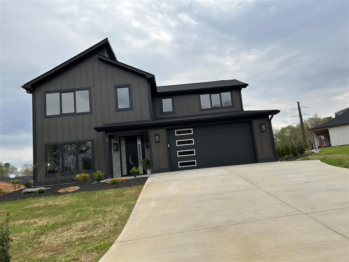 A picture of the property located at 97 SCOTT MEADOWS DR, ASHEVILLE NC 28806.