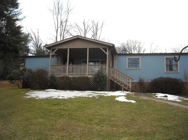 A picture of the property located at 27 CHOO CHOO LN UNINCORPORATED.