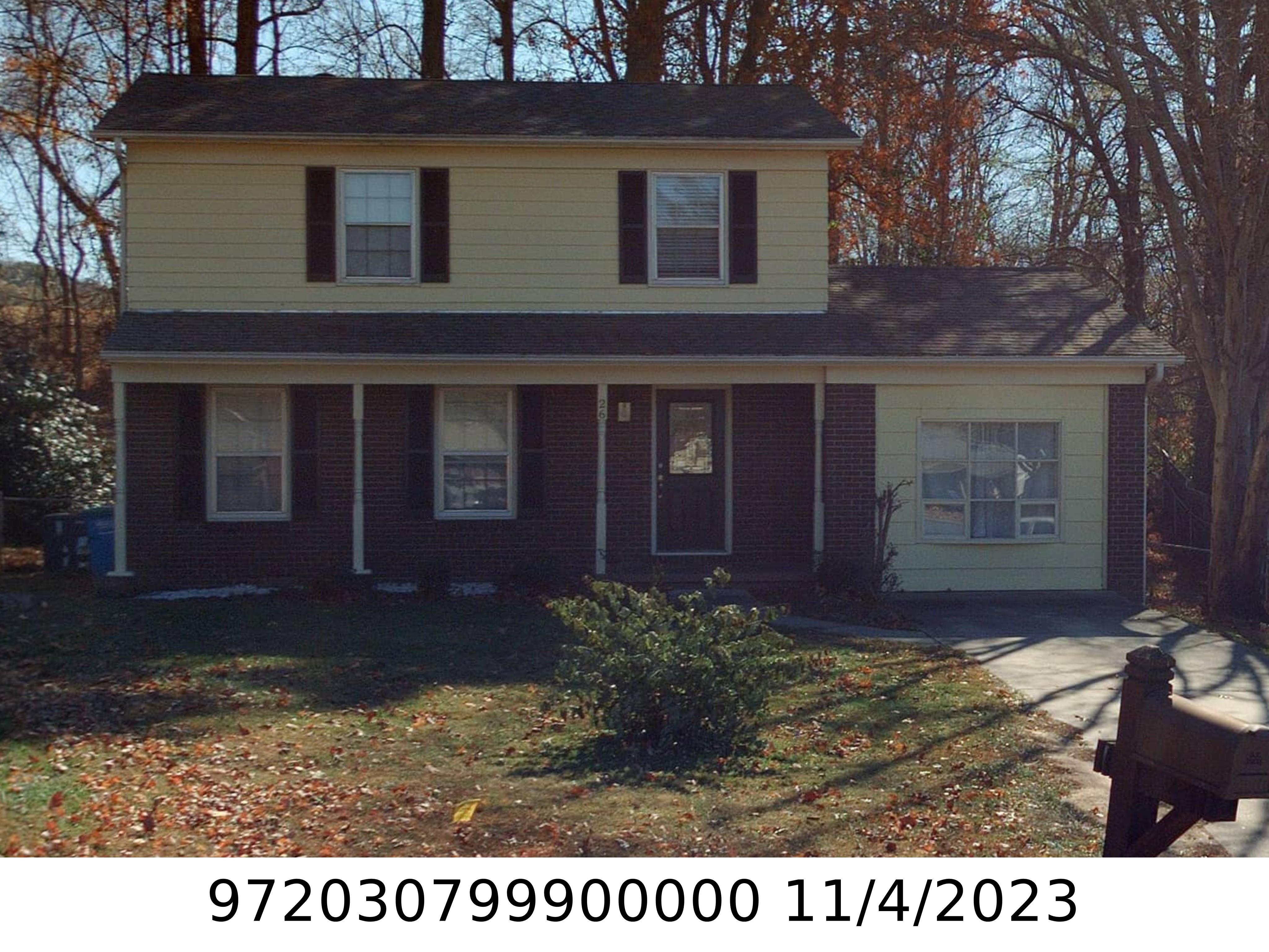A picture of the property located at 26 LYNWOOD CT, ASHEVILLE NC 28806.