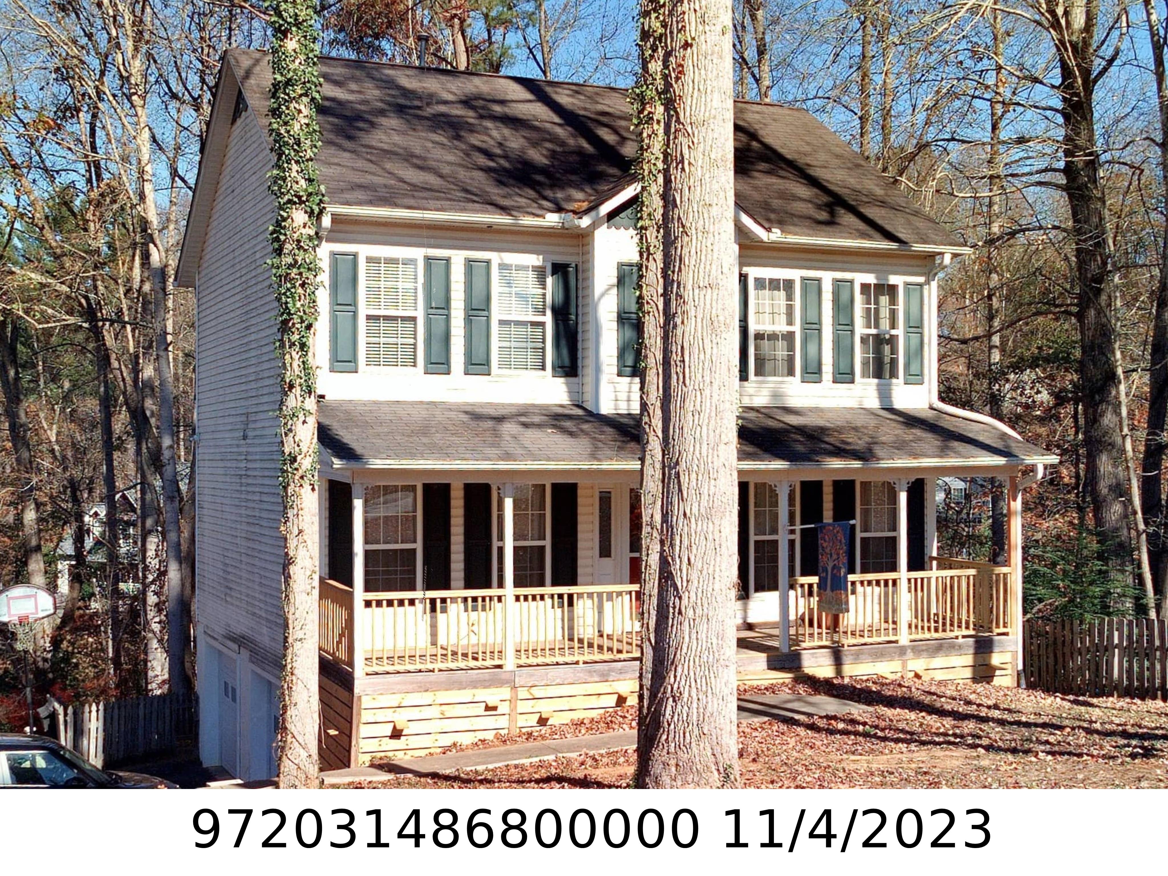 A picture of the property located at 104 FRIENDLY LN, ASHEVILLE NC 28806.