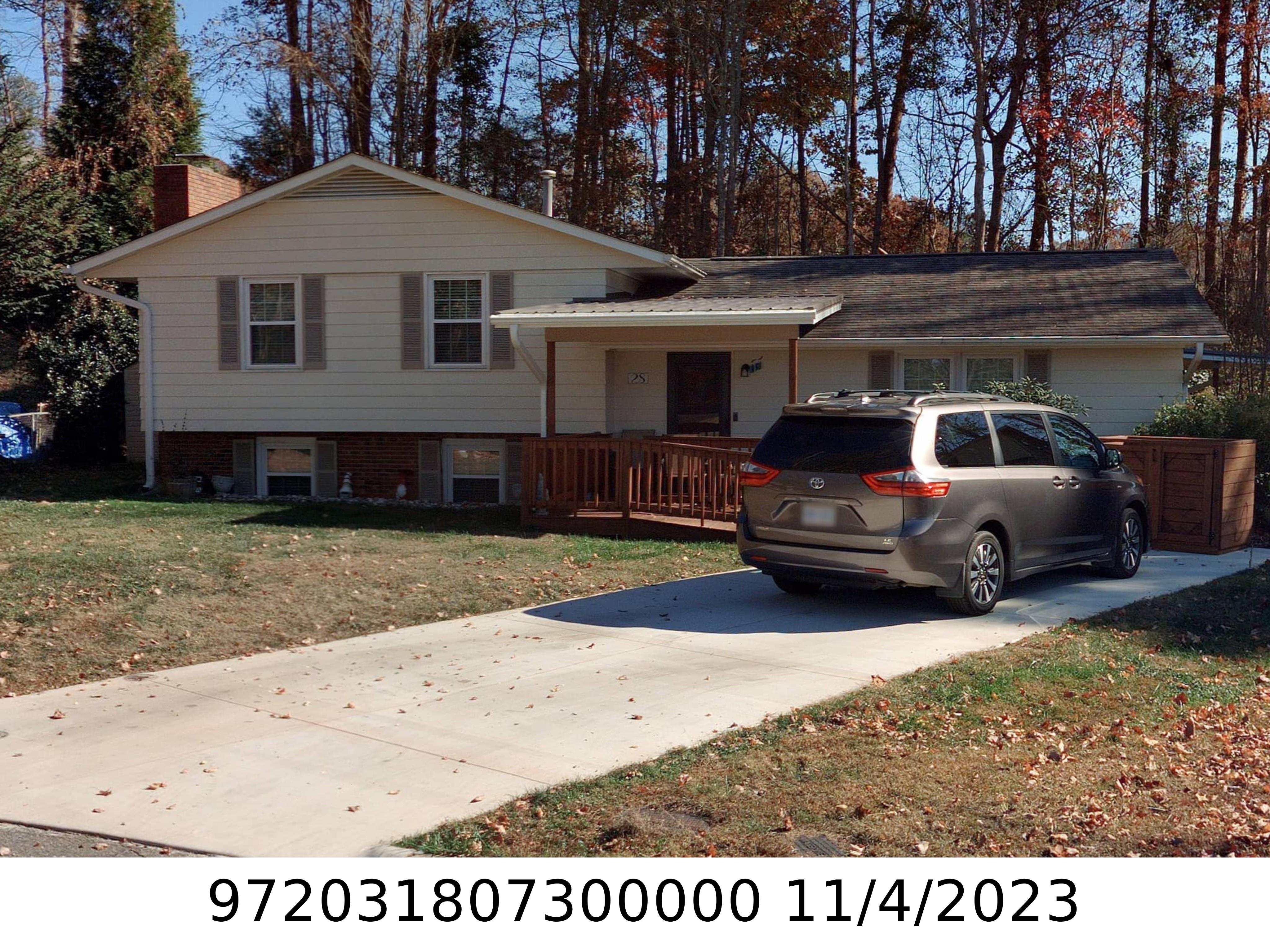 A picture of the property located at 28 LYNWOOD CT, ASHEVILLE NC 28806.
