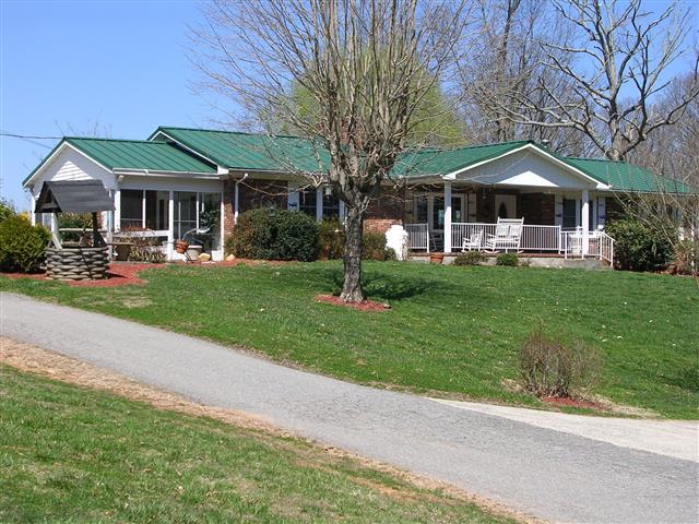 A picture of the property located at 37 DORSEY LN, ASHEVILLE NC 28804.