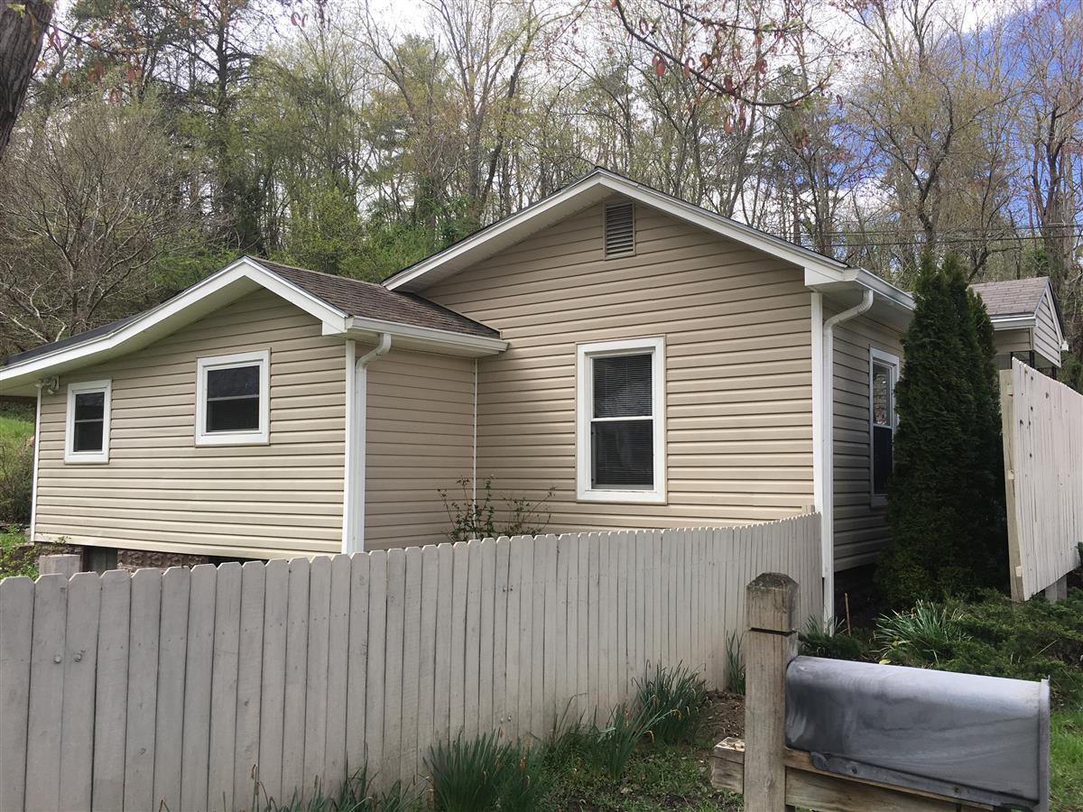 A picture of the property located at 55 OLD LEICESTER HWY, ASHEVILLE NC 28804.