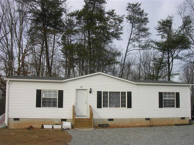 A picture of the property located at 18 GRASSY GLEN LN, ASHEVILLE NC 28804.