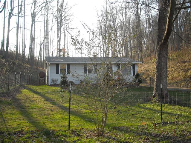 A picture of the property located at 161 GOSNELL RD, ASHEVILLE NC 28804.
