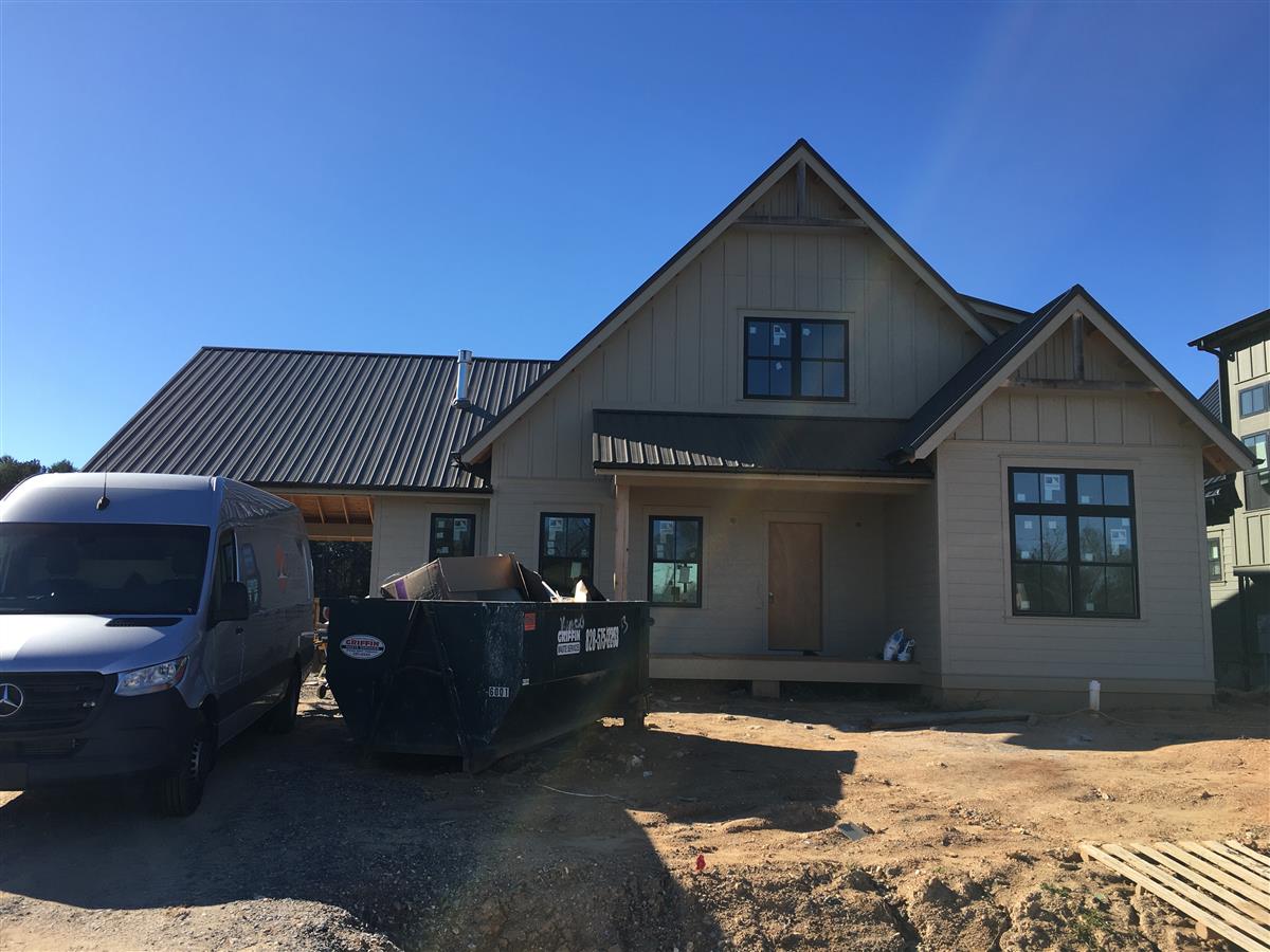 A picture of the property located at 216 WESTRIDGE FARM RD, ASHEVILLE NC 28804.