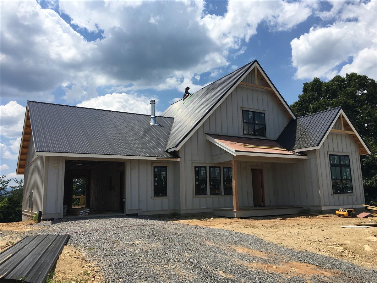 A picture of the property located at 228 WESTRIDGE FARM RD, ASHEVILLE NC 28804.