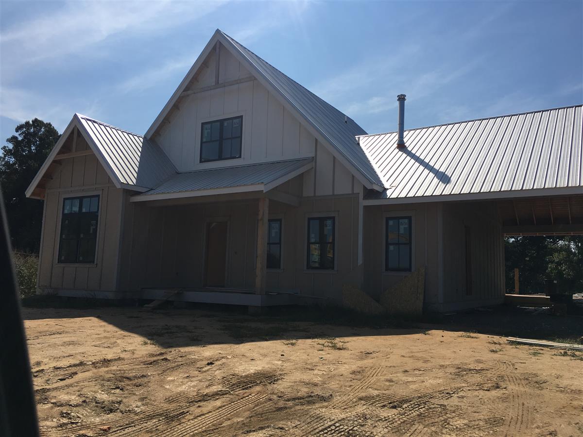 A picture of the property located at 208 WESTRIDGE FARM RD, ASHEVILLE NC 28804.