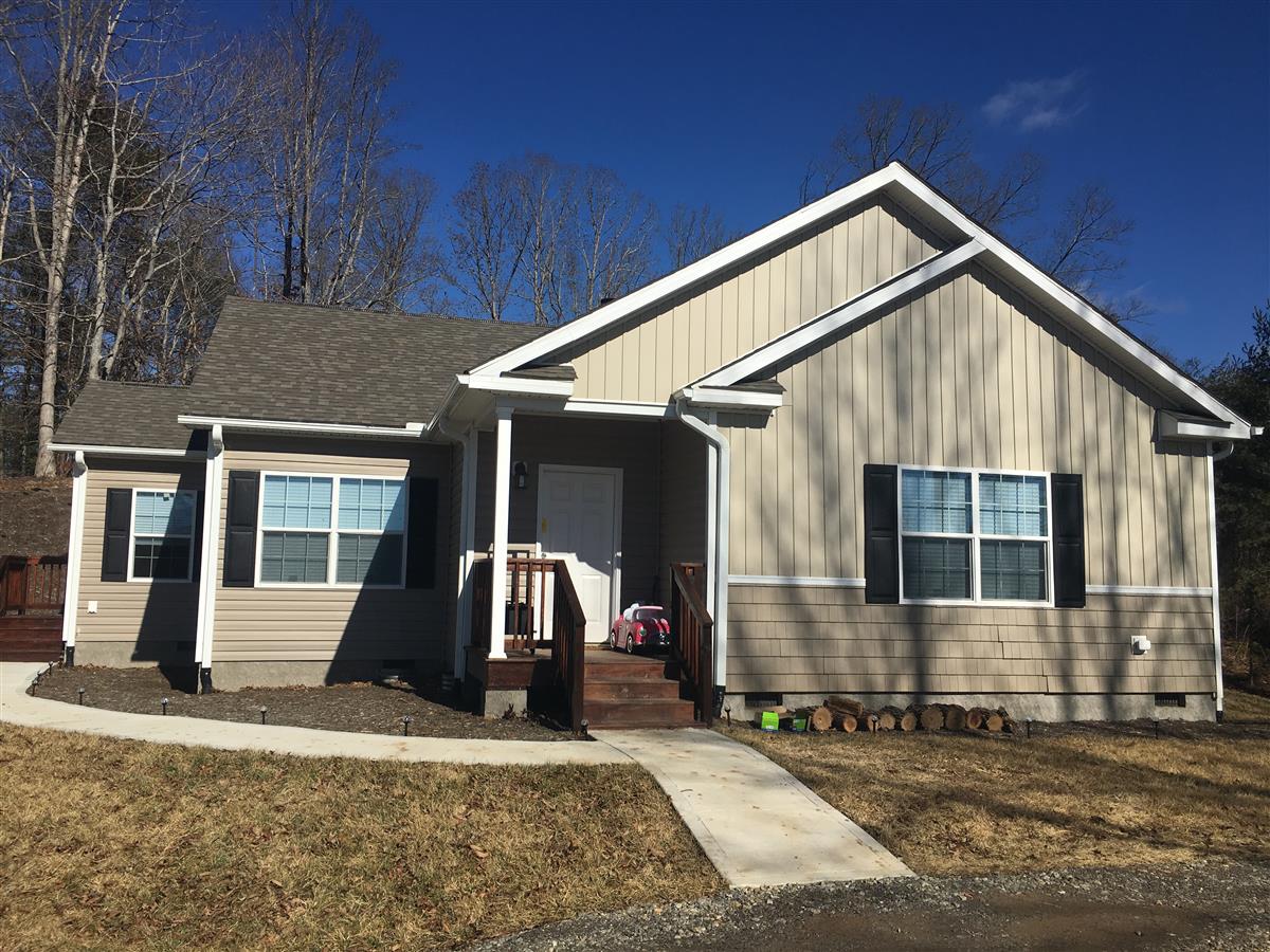 A picture of the property located at 76 INDIAN PAINTBRUSH LN, ALEXANDER NC 28701.