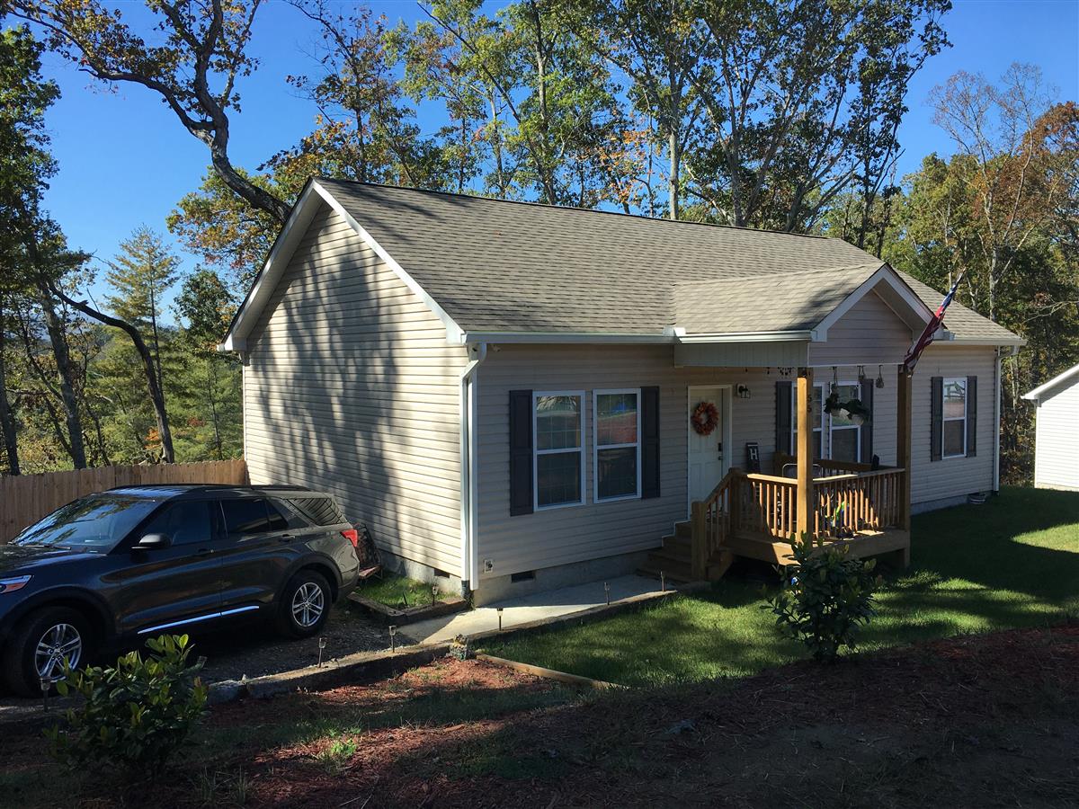 A picture of the property located at 55 INDIAN PAINTBRUSH LN, ALEXANDER NC 28701.