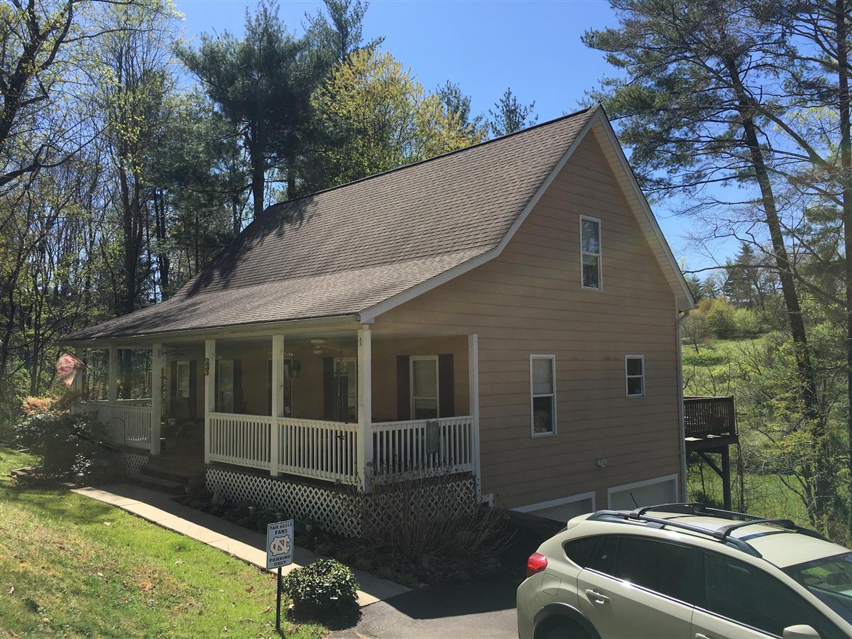 A picture of the property located at 42 WHITE ROSE LN, ASHEVILLE NC 28804.