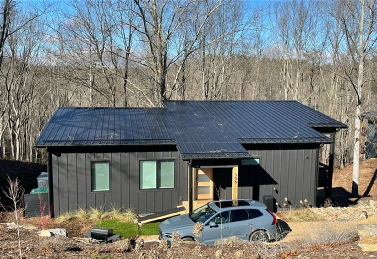 A picture of the property located at 306 BROAD VISTA LN, ASHEVILLE NC 28804.