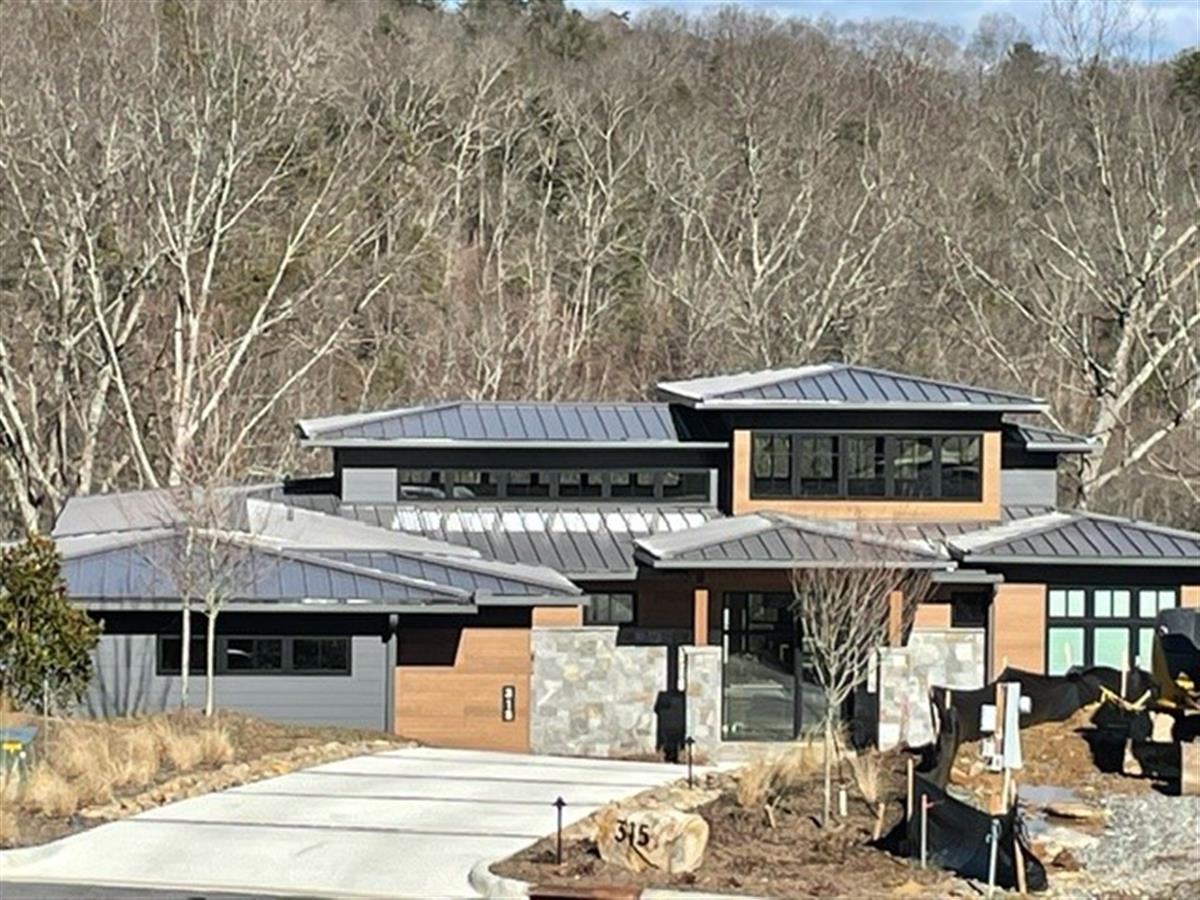 A picture of the property located at 315 BROAD VISTA LN, ASHEVILLE NC 28804.