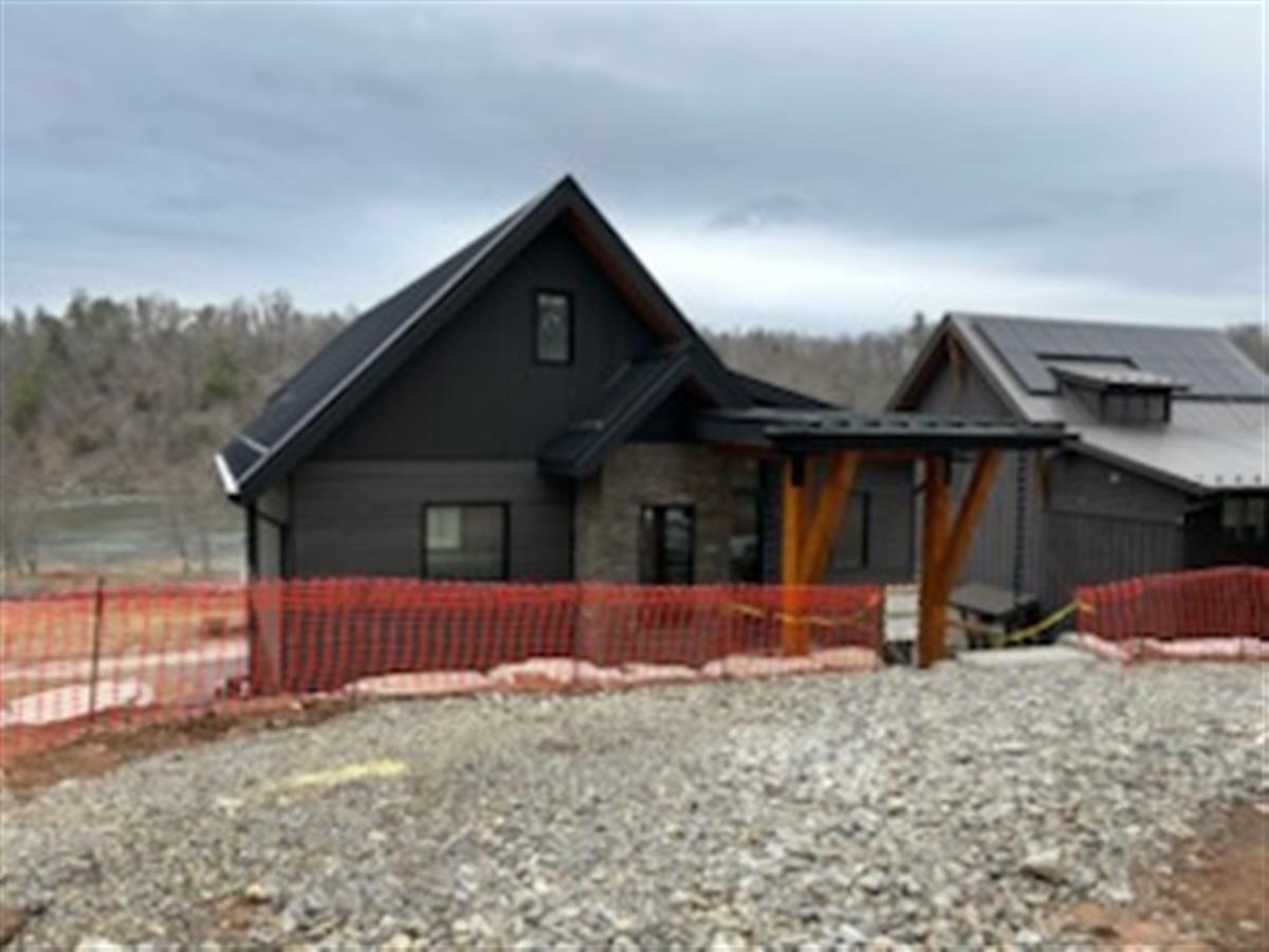 A picture of the property located at 12 RIVER RUN, ASHEVILLE NC 28804.