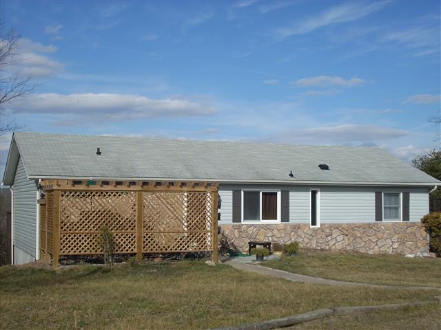 A picture of the property located at 4 PATTI LN, ASHEVILLE NC 28804.