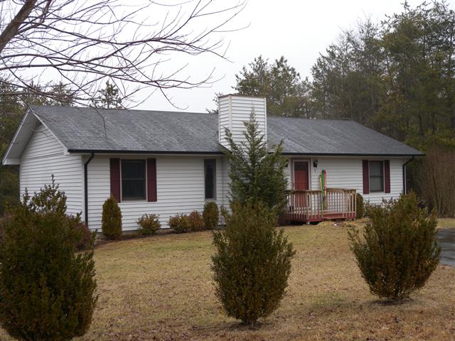 A picture of the property located at 6 PATTI LN, ASHEVILLE NC 28804.