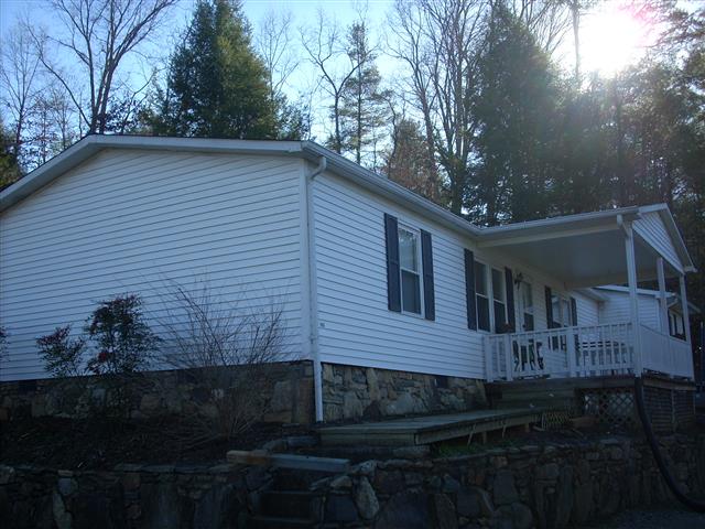 A picture of the property located at 15 FROGGY LN, WEAVERVILLE NC 28787.