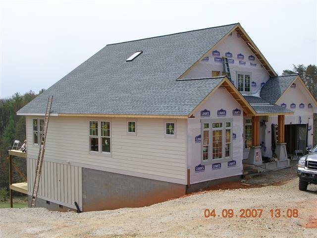 A picture of the property located at 15 HORIZON WAY UNINCORPORATED.