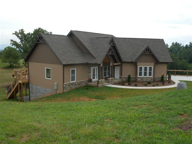 A picture of the property located at 12 HORIZON VIEW LN, ALEXANDER NC 28701.