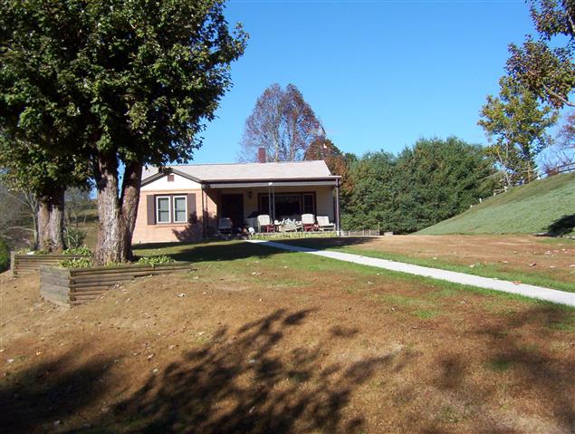A picture of the property located at 15 EBS LN, ALEXANDER NC 28701.
