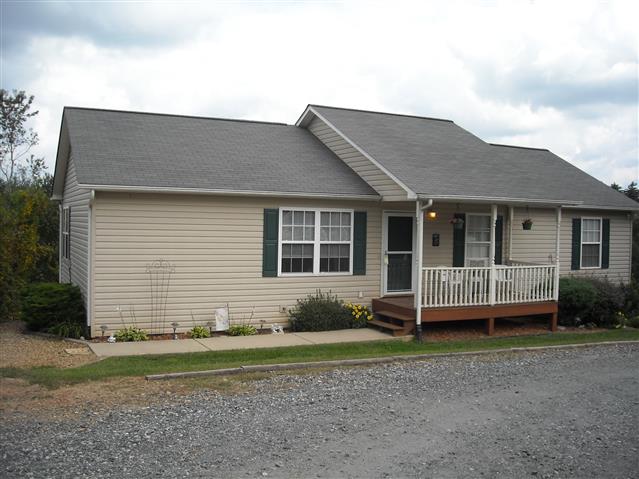 A picture of the property located at 14 SHOMEE LN, ALEXANDER NC 28701.