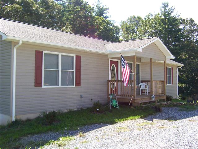 A picture of the property located at 21 SHOMEE LN, ALEXANDER NC 28701.