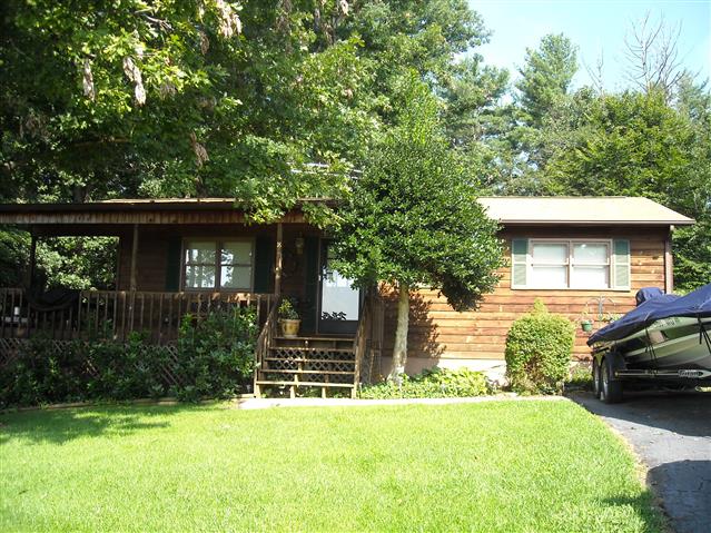 A picture of the property located at 18 WHITE OAK HL, WEAVERVILLE NC 28787.