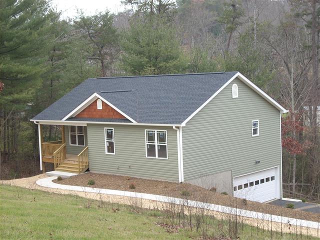 A picture of the property located at 8 CALVARY LN, WEAVERVILLE NC 28787.