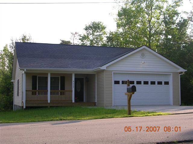 A picture of the property located at 5 CALVARY LN, WEAVERVILLE NC 28787.