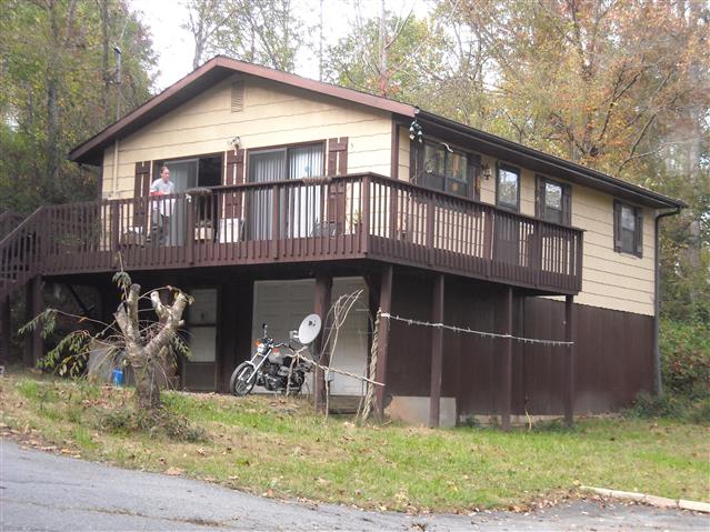 A picture of the property located at 5 FRANKIE LN, ASHEVILLE NC 28804.