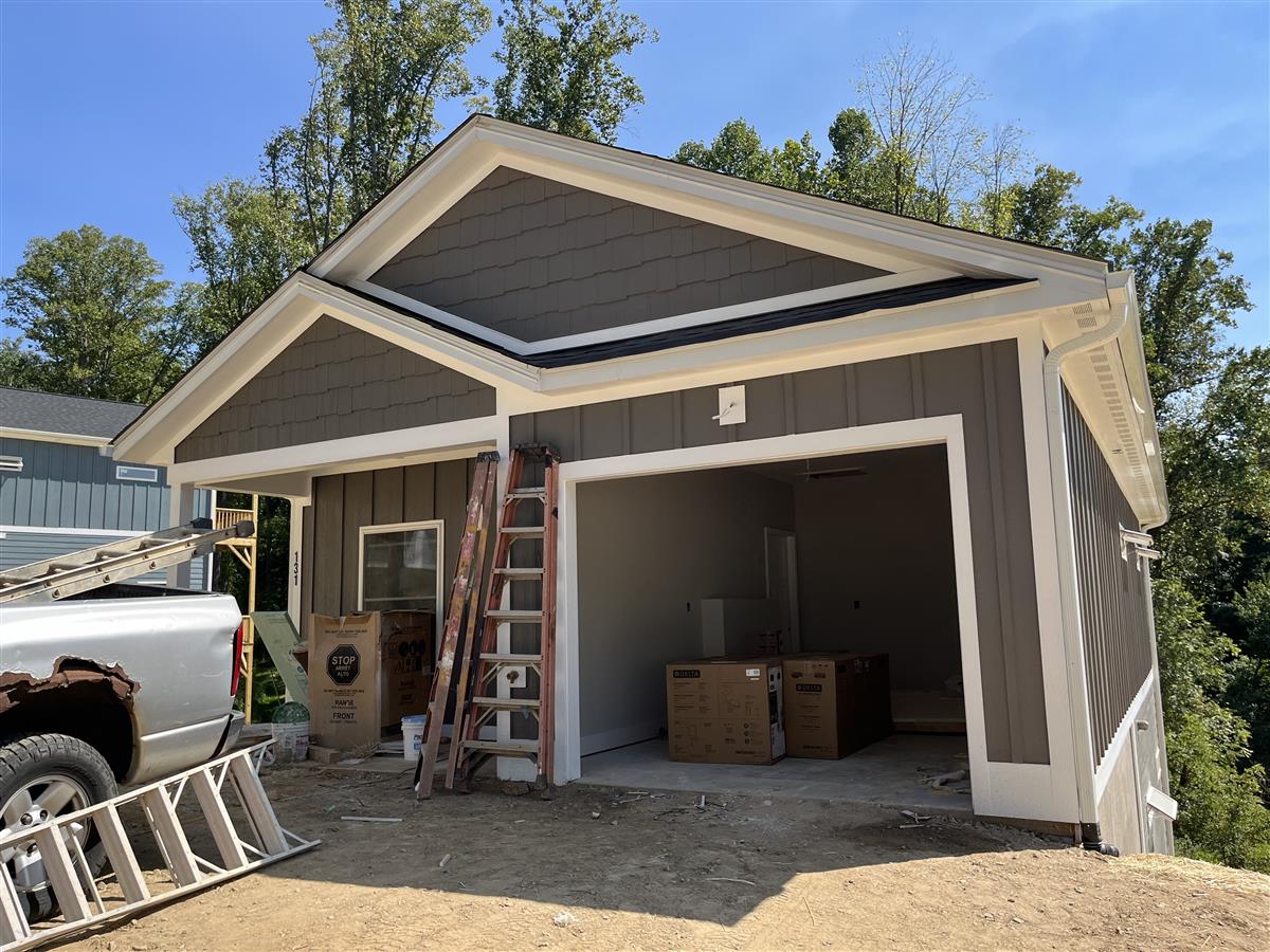 A picture of the property located at 131 NORTHBEND DR, ASHEVILLE NC 28804.