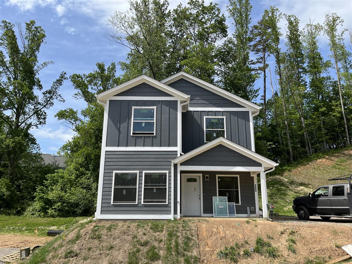 A picture of the property located at 132 NORTHBEND DR, ASHEVILLE NC 28804.