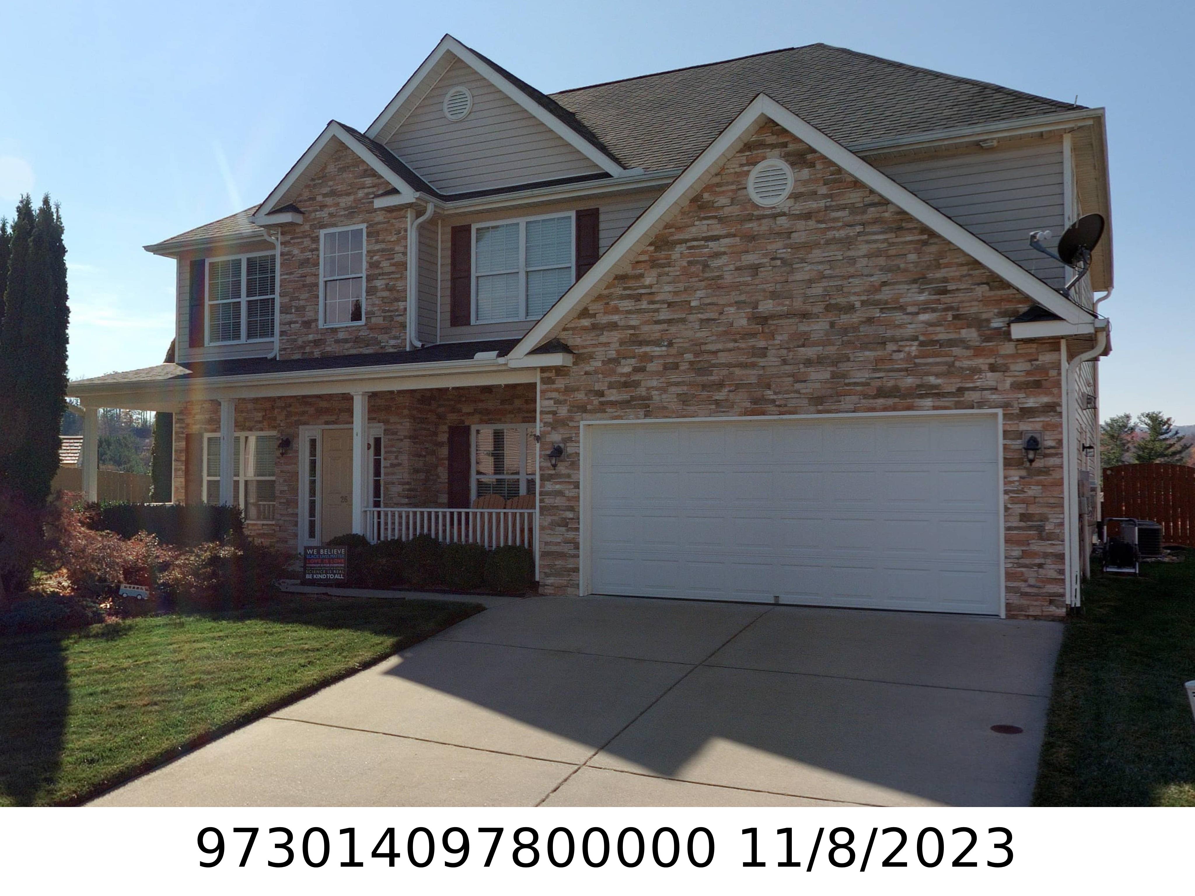A picture of the property located at 26 TREY BOURNE DR, ASHEVILLE NC 28804.