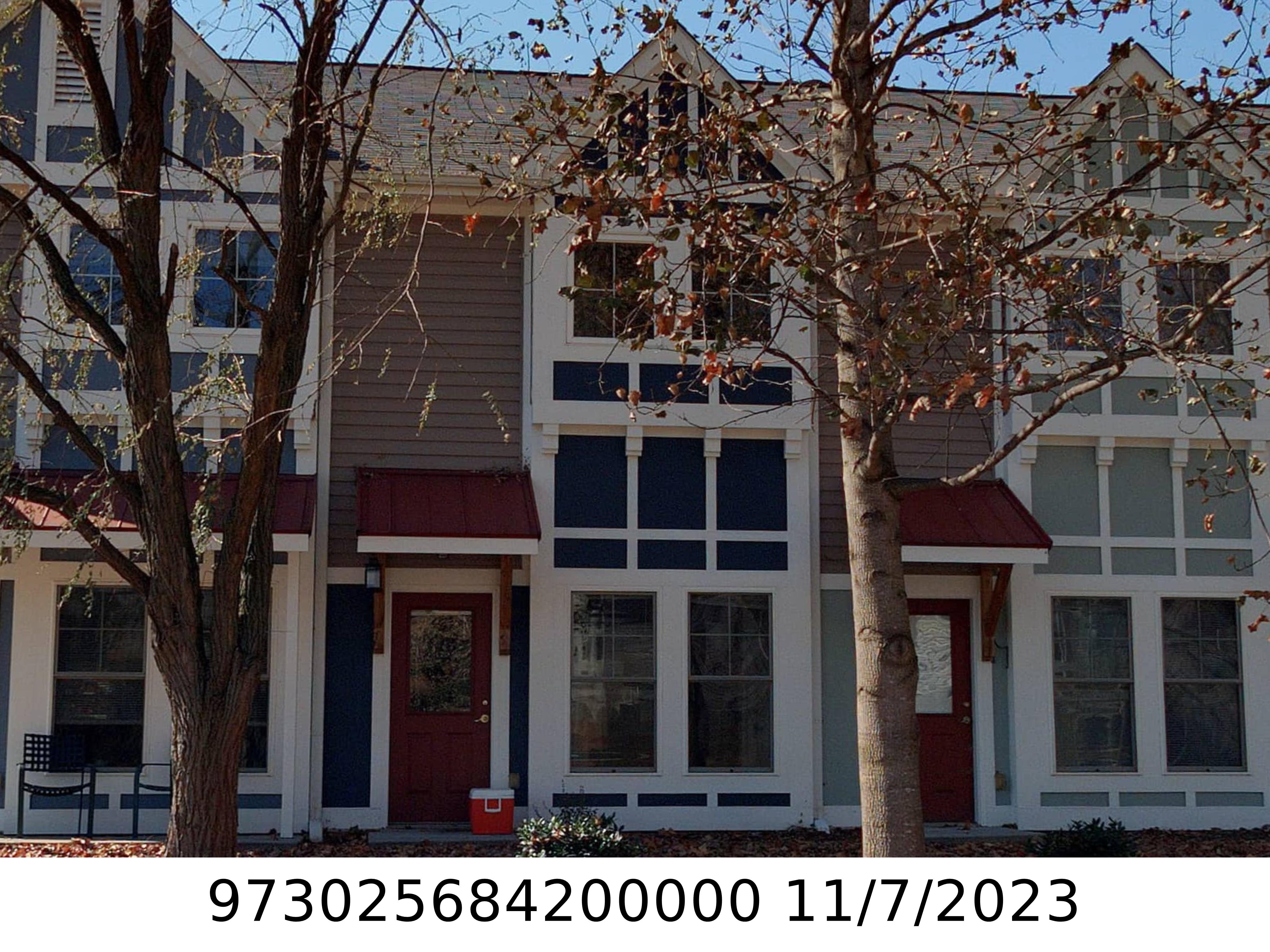 A picture of the property located at 3 PENLEY AVE # B, ASHEVILLE NC 28804.