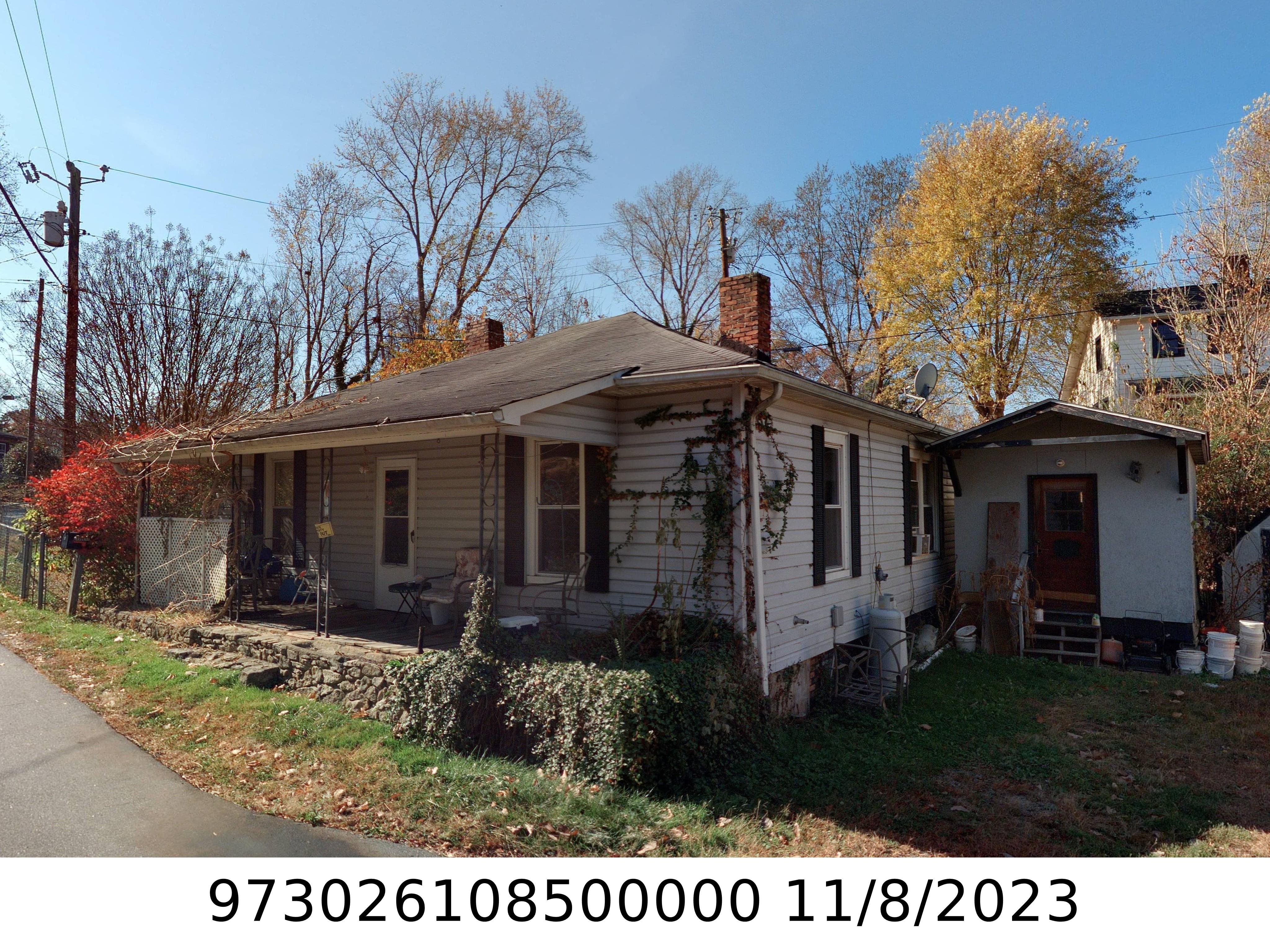 A picture of the property located at 11 MARTEL LN, ASHEVILLE NC 28804.