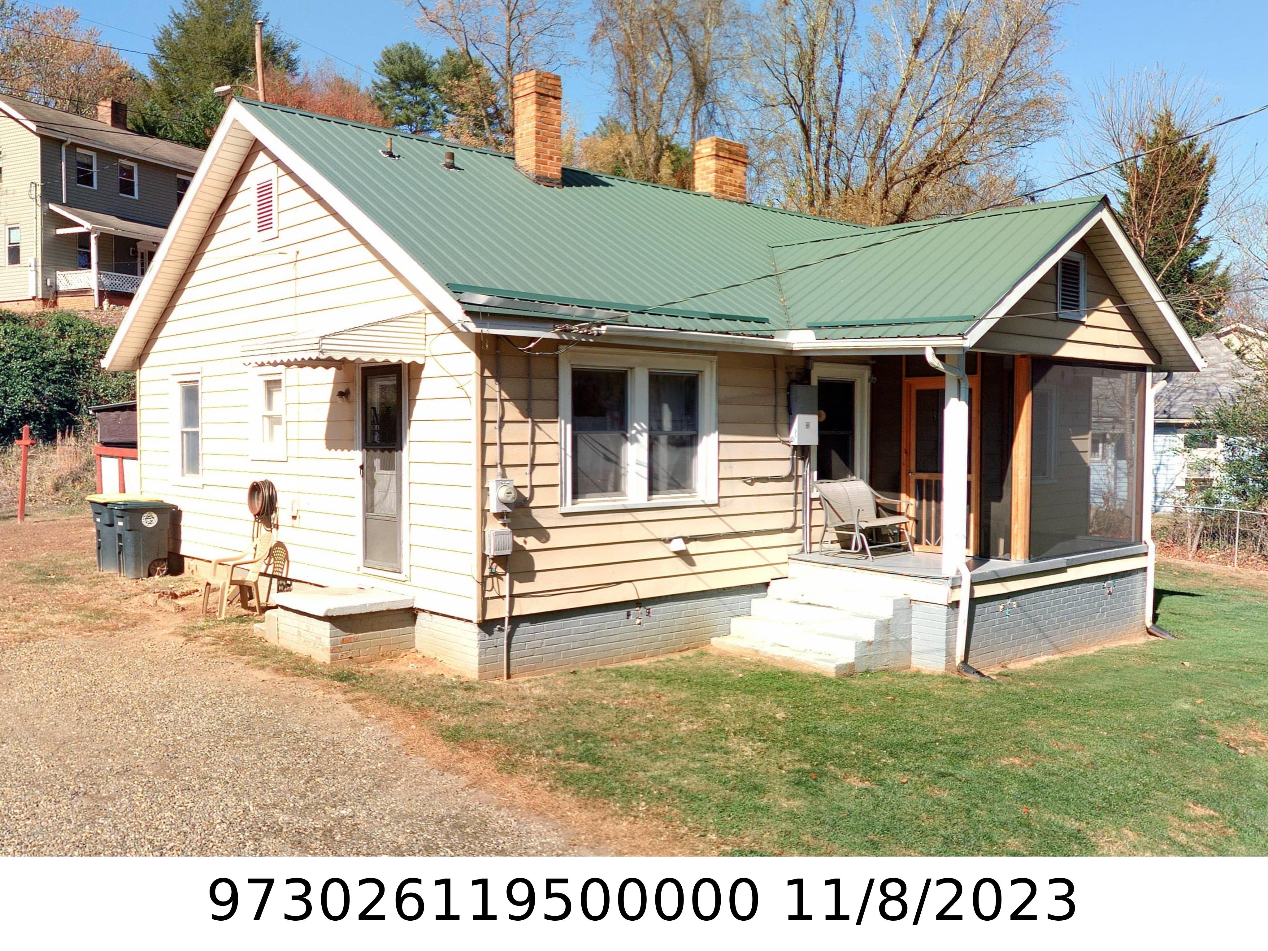 A picture of the property located at 9 MARTEL LN, ASHEVILLE NC 28804.