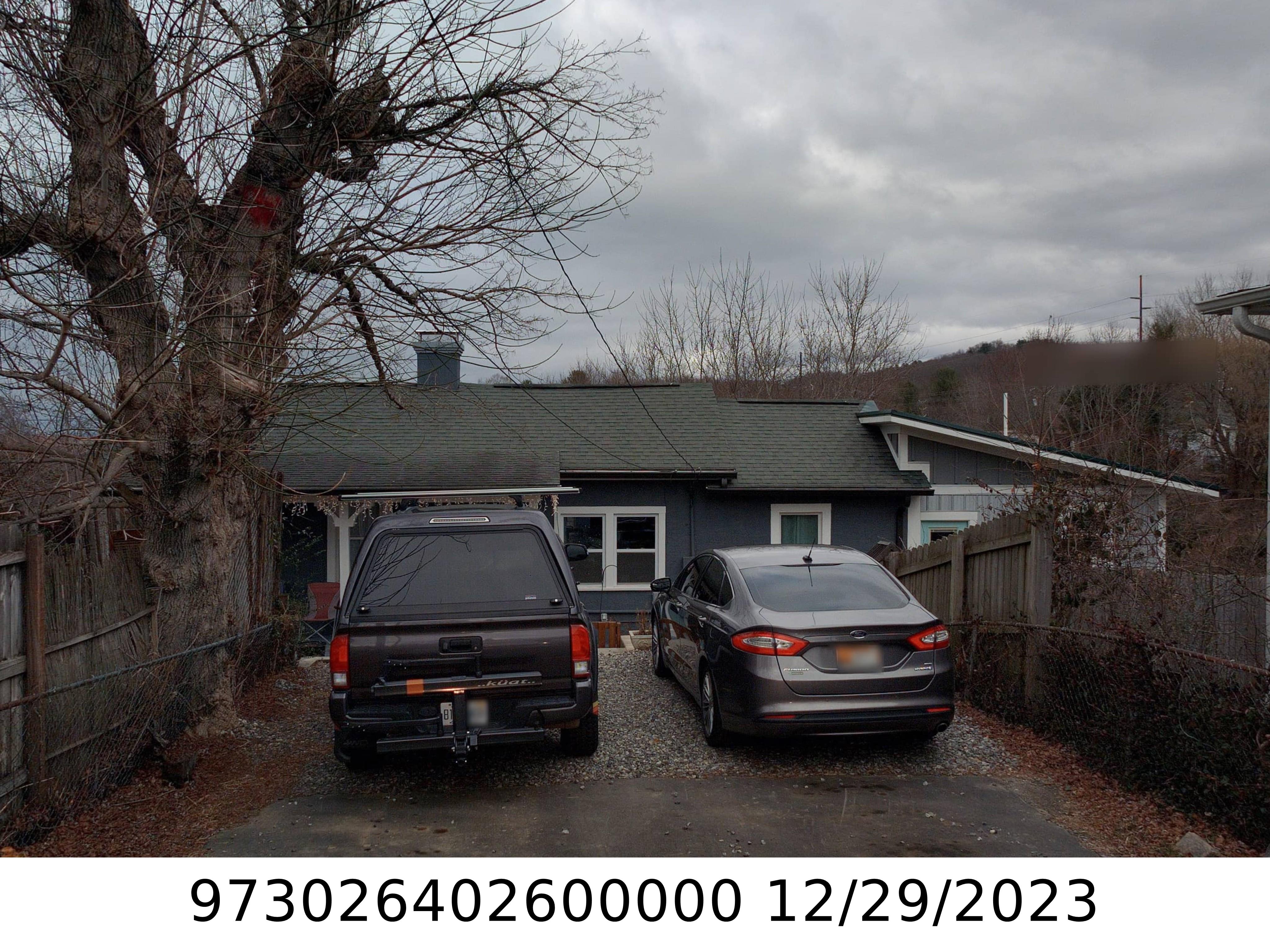 A picture of the property located at 12 THIRD ST, ASHEVILLE NC 28804.