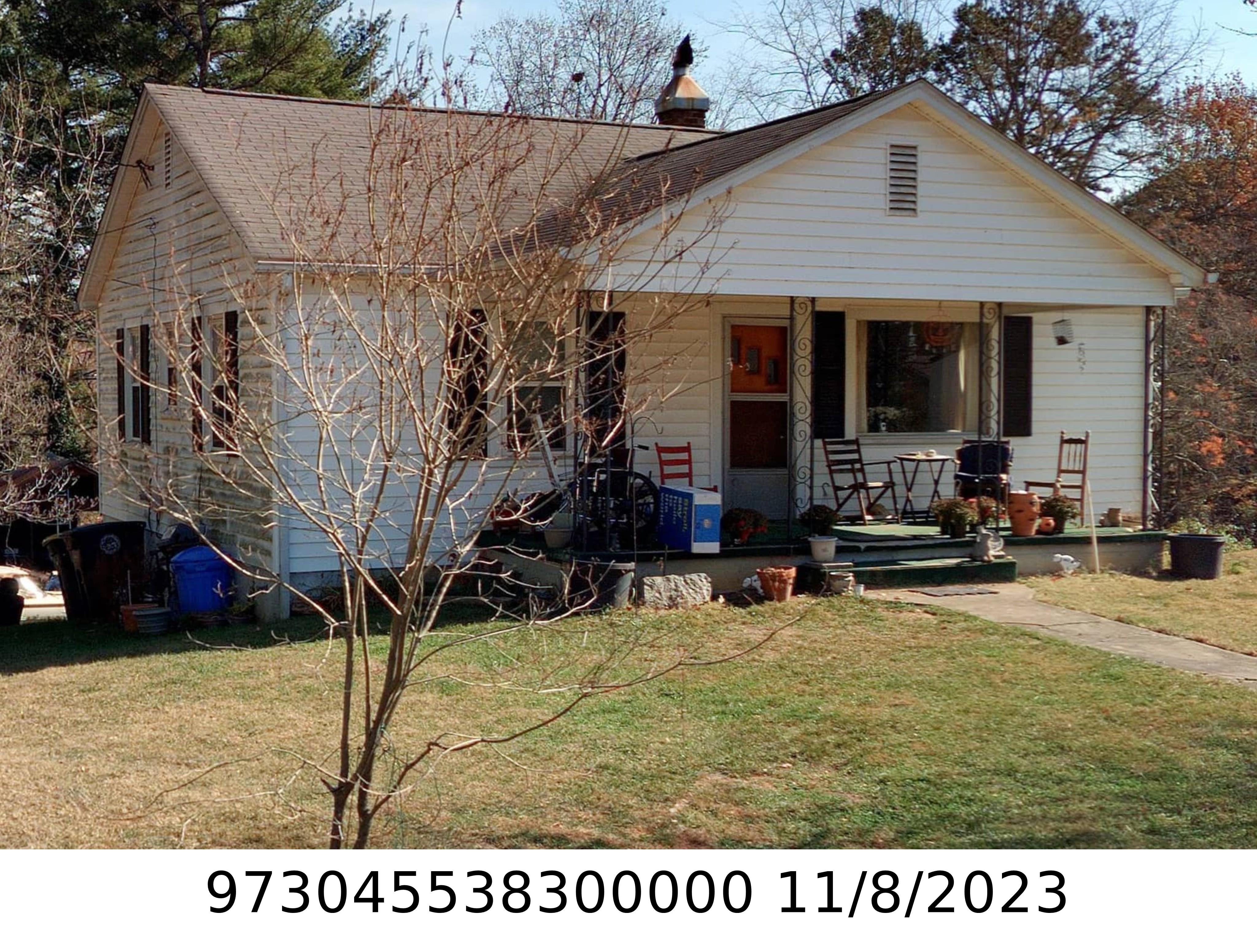 A picture of the property located at 23 SKYLAND CIR, ASHEVILLE NC 28804.