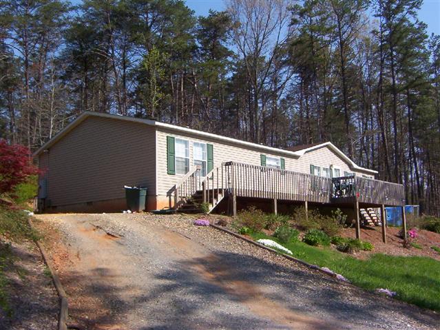 A picture of the property located at 20 ROBIN LN, ASHEVILLE NC 28806.